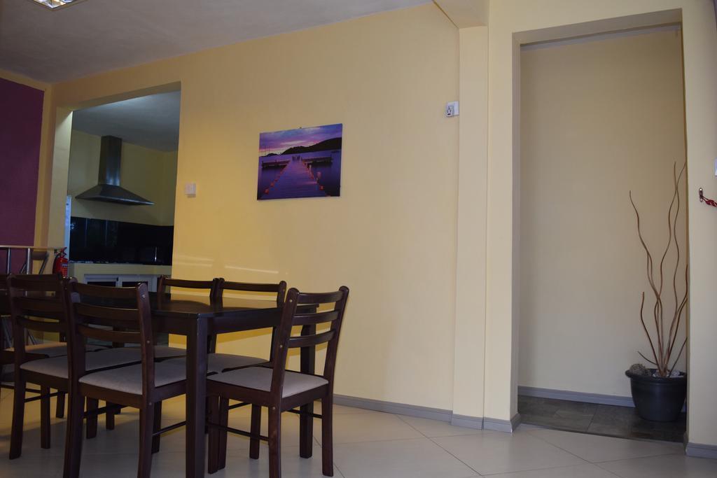 Baywatch Apartment La Gaulette Esterno foto